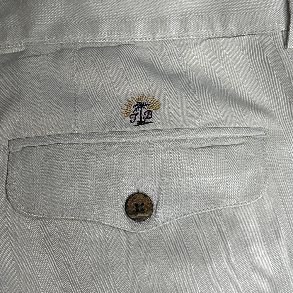 Tommy Bahama Shorts Men's 38/9 100% Silk Beige Pleated Front Pocket Chino(374) - Picture 4 of 7